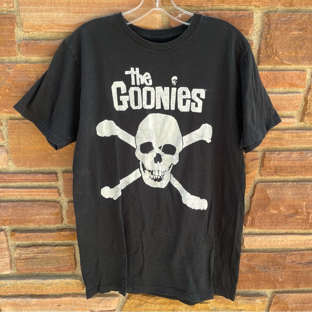 Vintage The Goonies Movie Graphic Black T Shirt Men Sz Large Skull Never Say Die